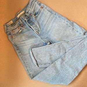 Levi's Wedgie Jeans
- Size: 23